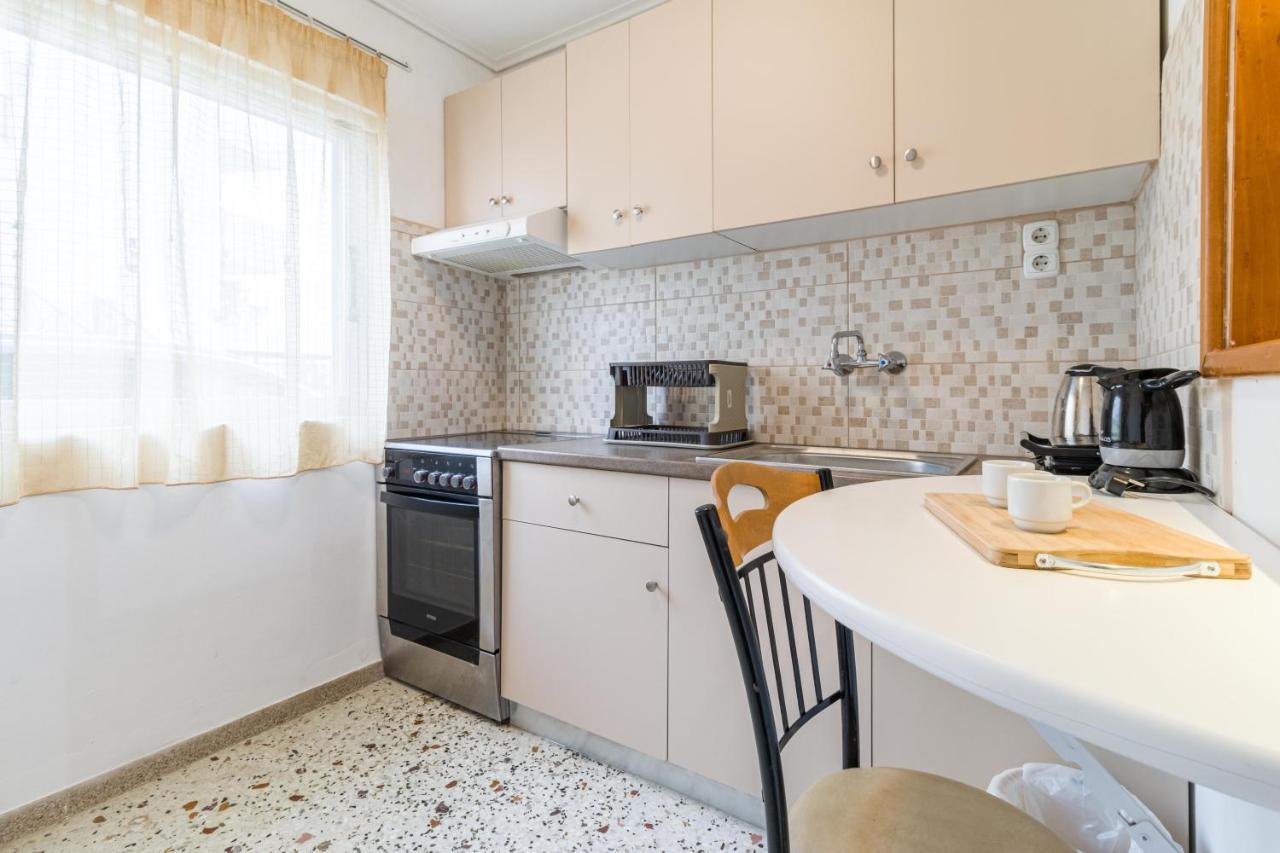 Loutraki Beach & Casino Condo Buitenkant foto