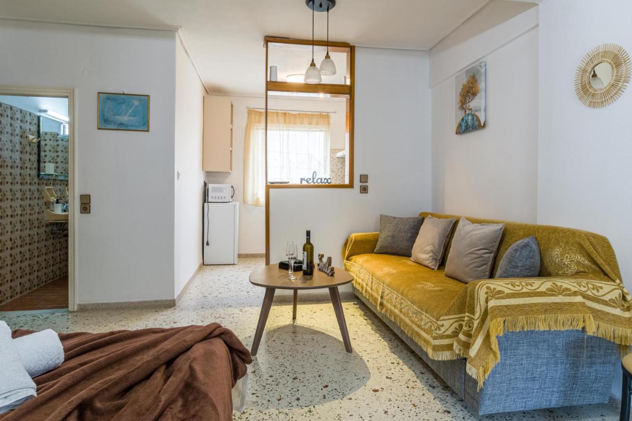 Loutraki Beach & Casino Condo Buitenkant foto